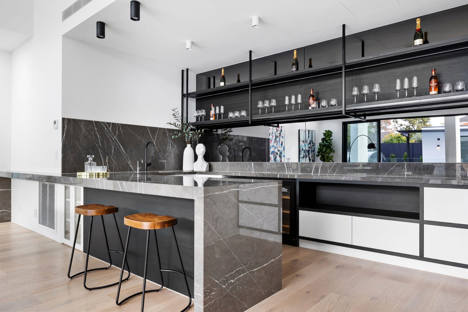31 Seymour Grove — 16