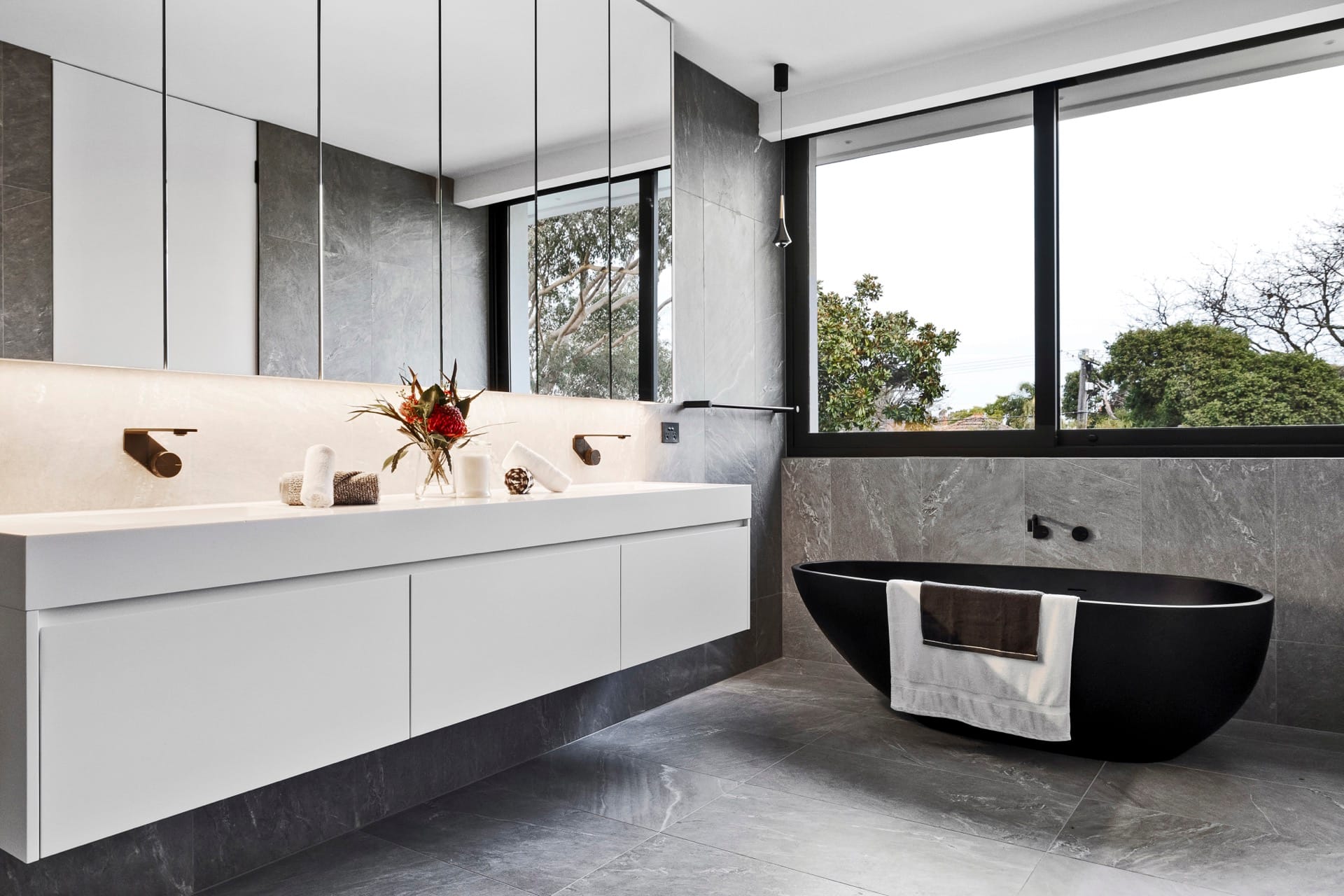 31 Seymour Grove — 31