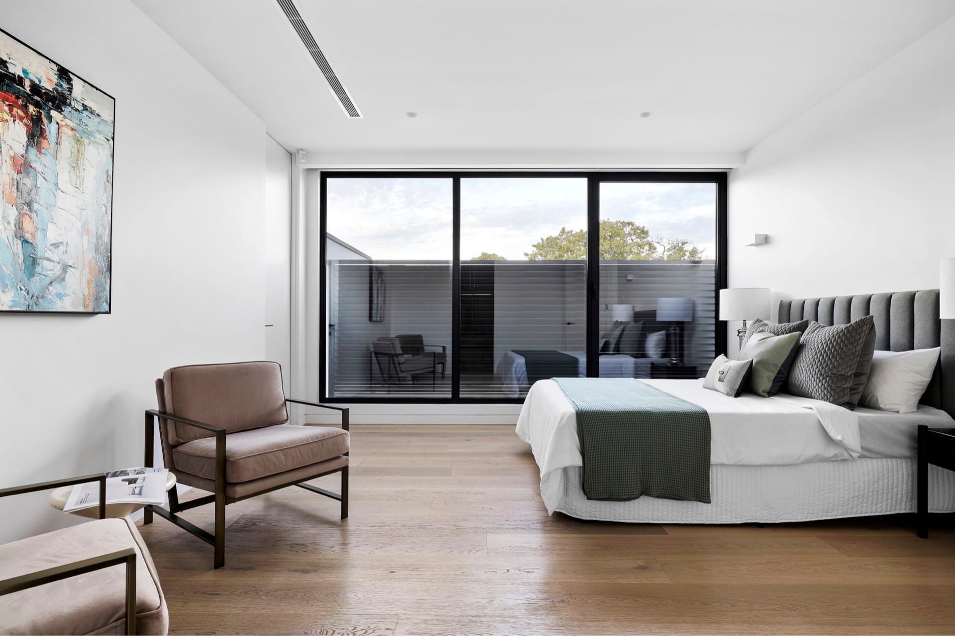 31 Seymour Grove — 33