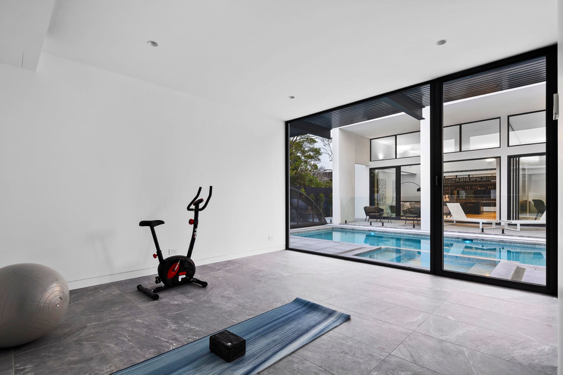 31 Seymour Grove — 43