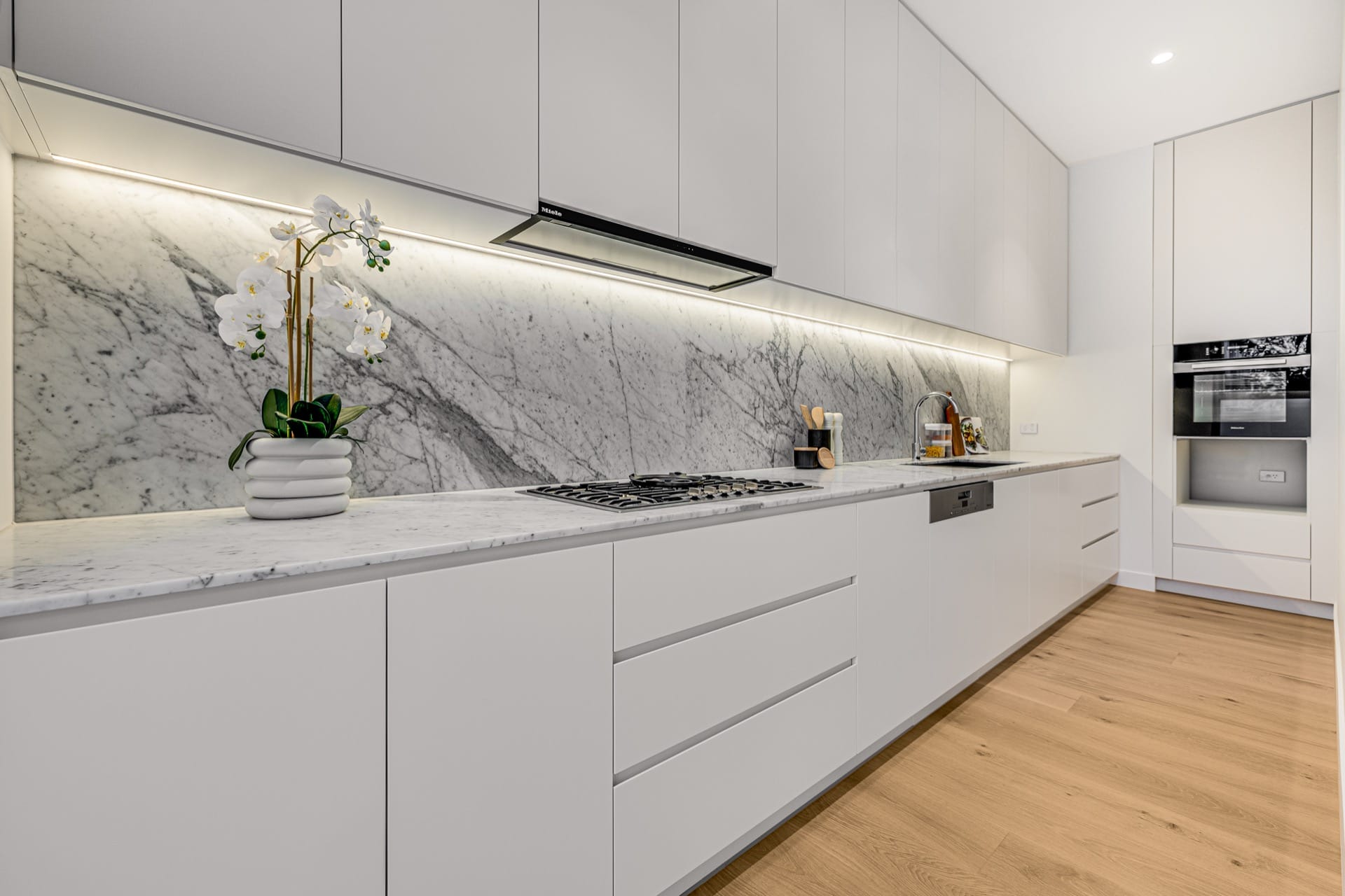 6 Filbert Street — 4